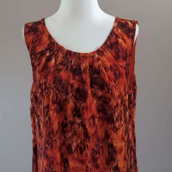 Fiery Flowy Tank Top - Picture 3 of 4